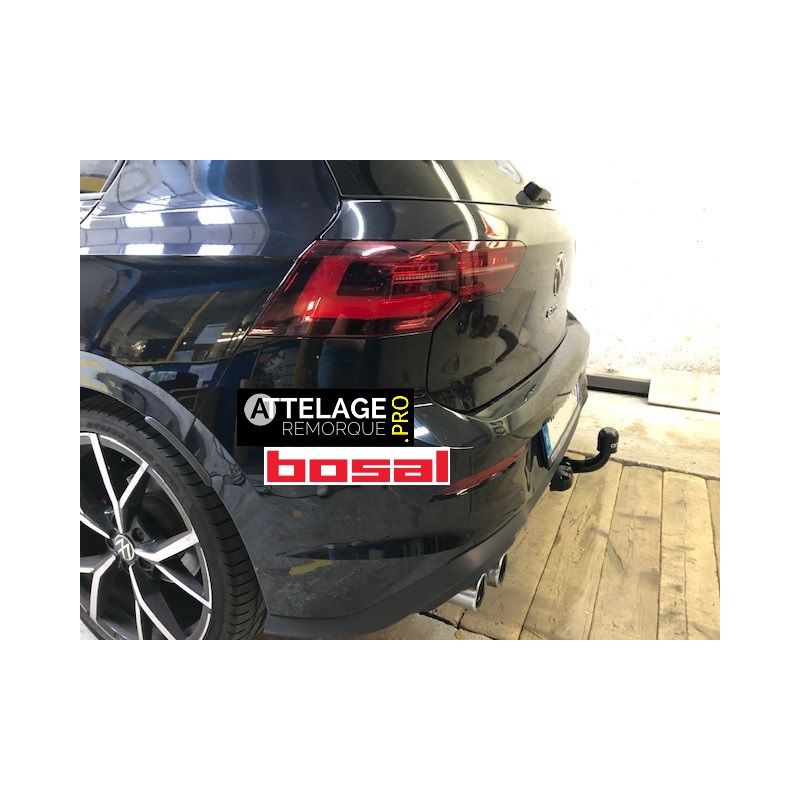 ATTELAGE VOLKSWAGEN GOLF 8 COL DE CYGNE BOSAL