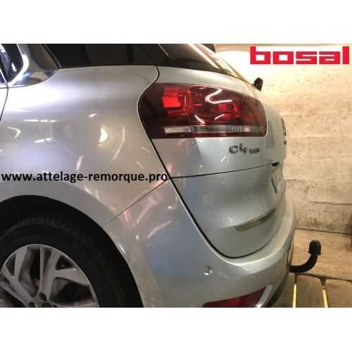 Attelage remorque pour AUDI Audi Q7 RDSO