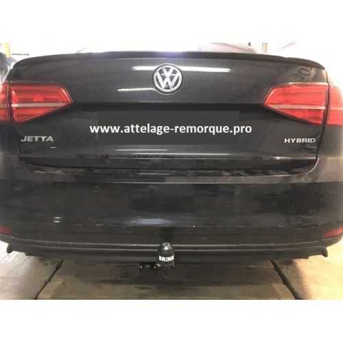 ATTELAGE VOLKSWAGEN JETTA HYBRID COL DE CYGNE BRINK / THULE