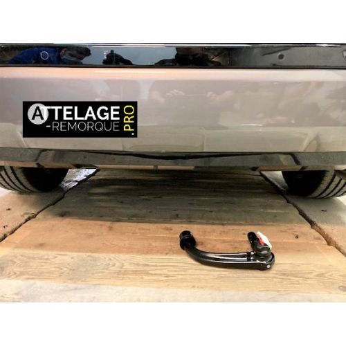 ATTELAGE TOYOTA RAV4 2021 DEMONTABLE SANS OUTILS BOSAL